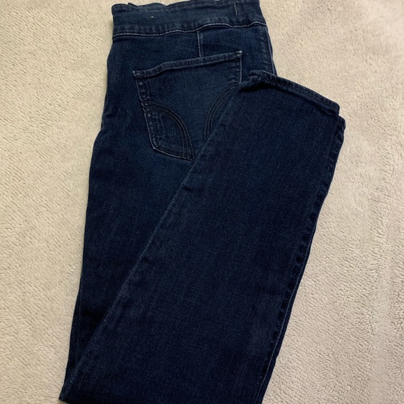 Hollister Jeans - Picture 2 of 6